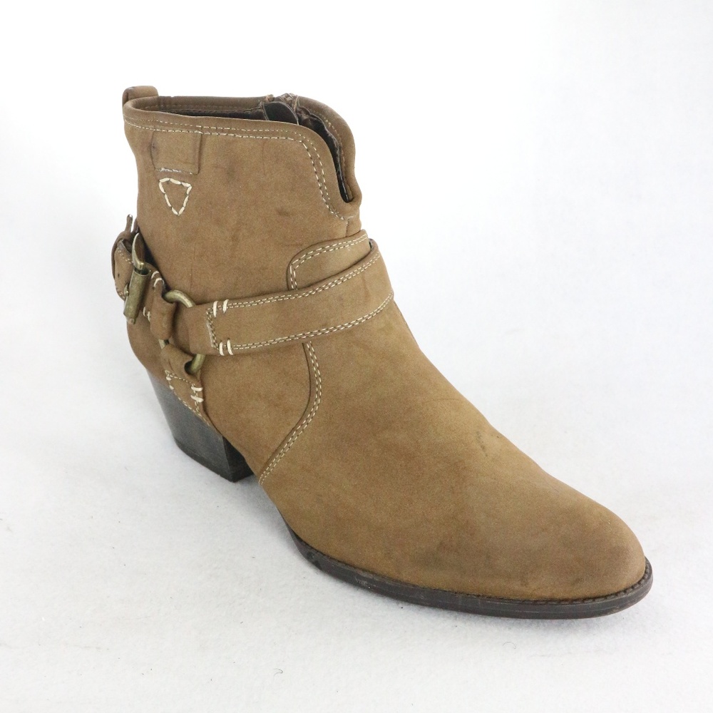CLIFFS by WHITE MOUNTAIN Ruby Suede Zip Up Booties - Picture 2 of 8